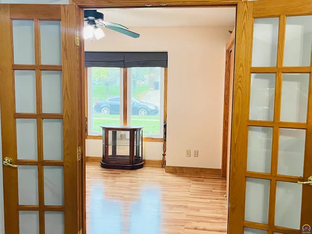 $339,900 | 3611 Southwest Red Hawk Court, Topeka, KS 66614