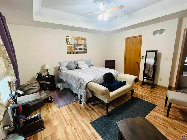 $339,900 | 3611 Southwest Red Hawk Court, Topeka, KS 66614