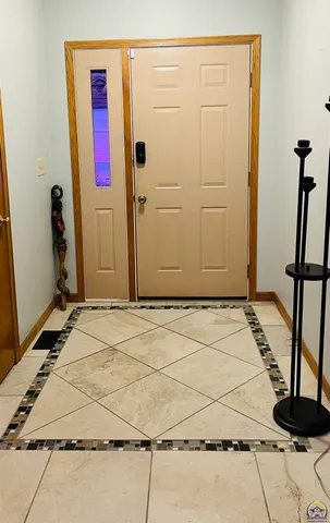 $339,900 | 3611 Southwest Red Hawk Court, Topeka, KS 66614