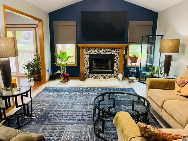 $339,900 | 3611 Southwest Red Hawk Court, Topeka, KS 66614