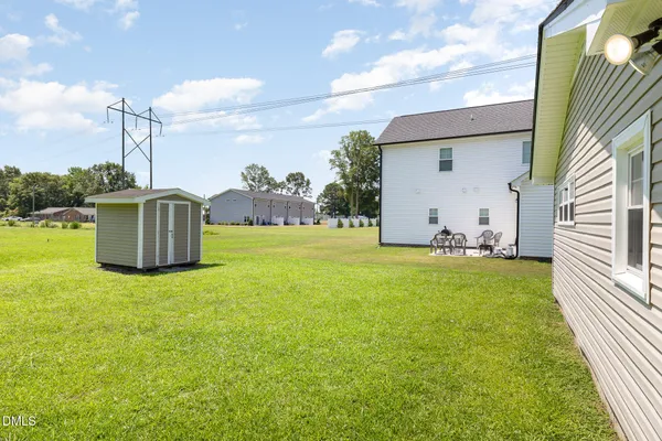$1,000 | 409 South Center Street, Princeton, NC 27569