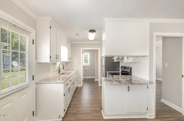 $1,000 | 409 South Center Street, Princeton, NC 27569