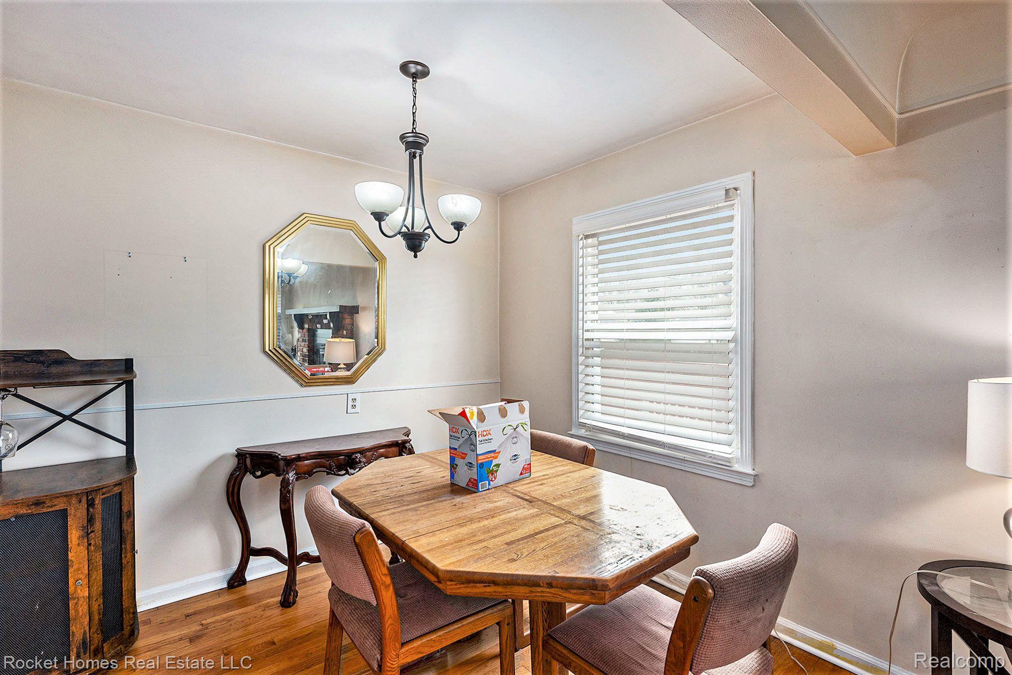 1379 Hampton Road Mount Clemens, MI 48043 - Photo 9 of 30 Gallery Image 9