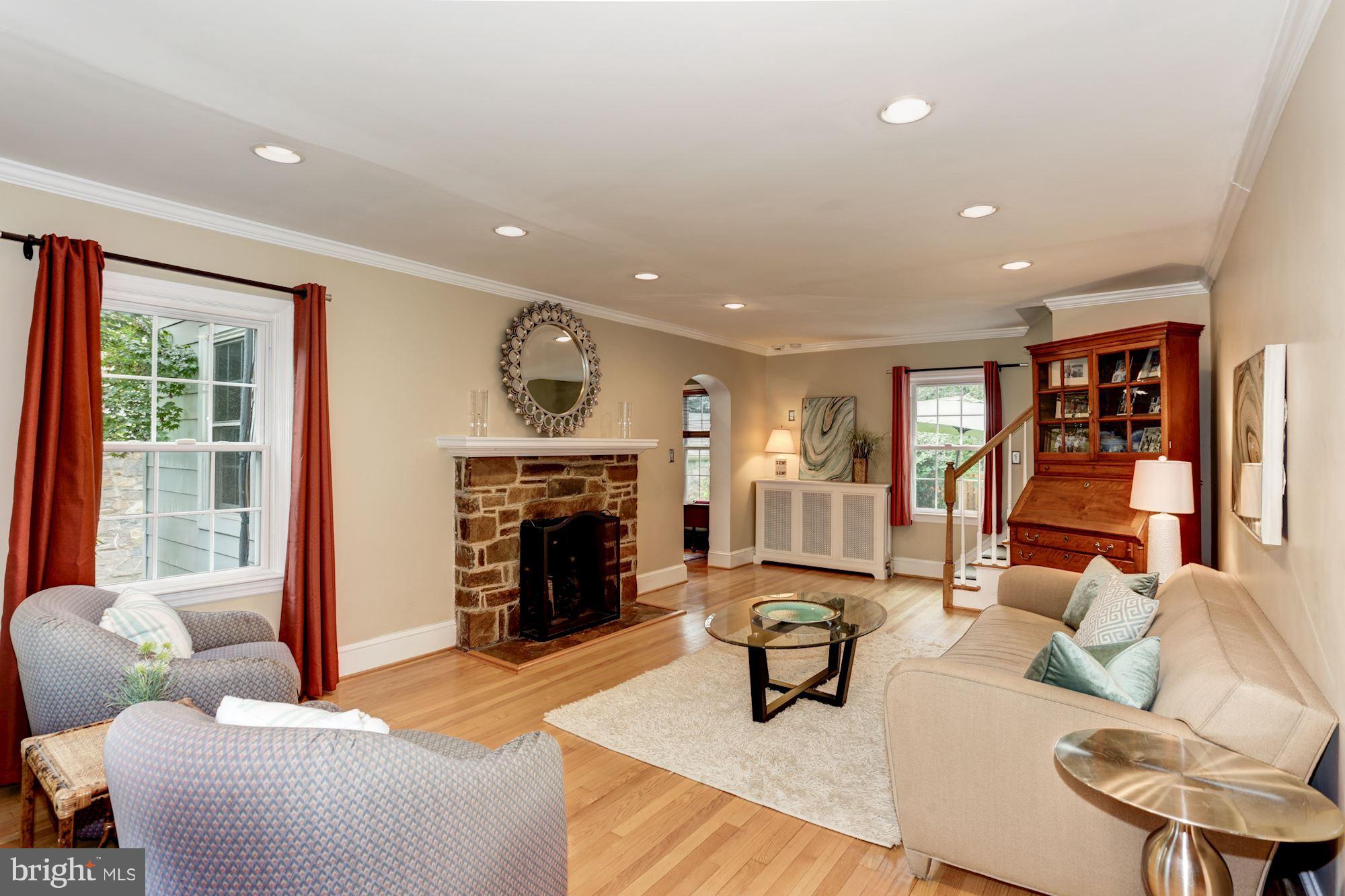 2706 Ridge Rd Drive Alexandria, VA 22302 - Photo 3 of 30 a living room with furniture and a fireplace