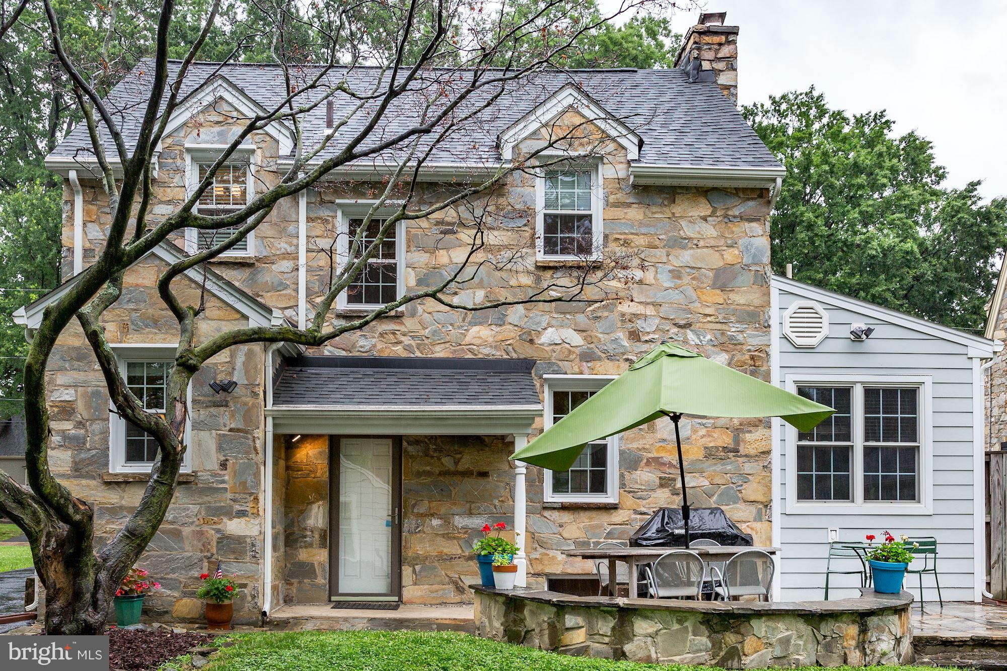 2706 Ridge Rd Drive Alexandria, VA 22302 - Photo 30 of 30 a front view of a house with garden