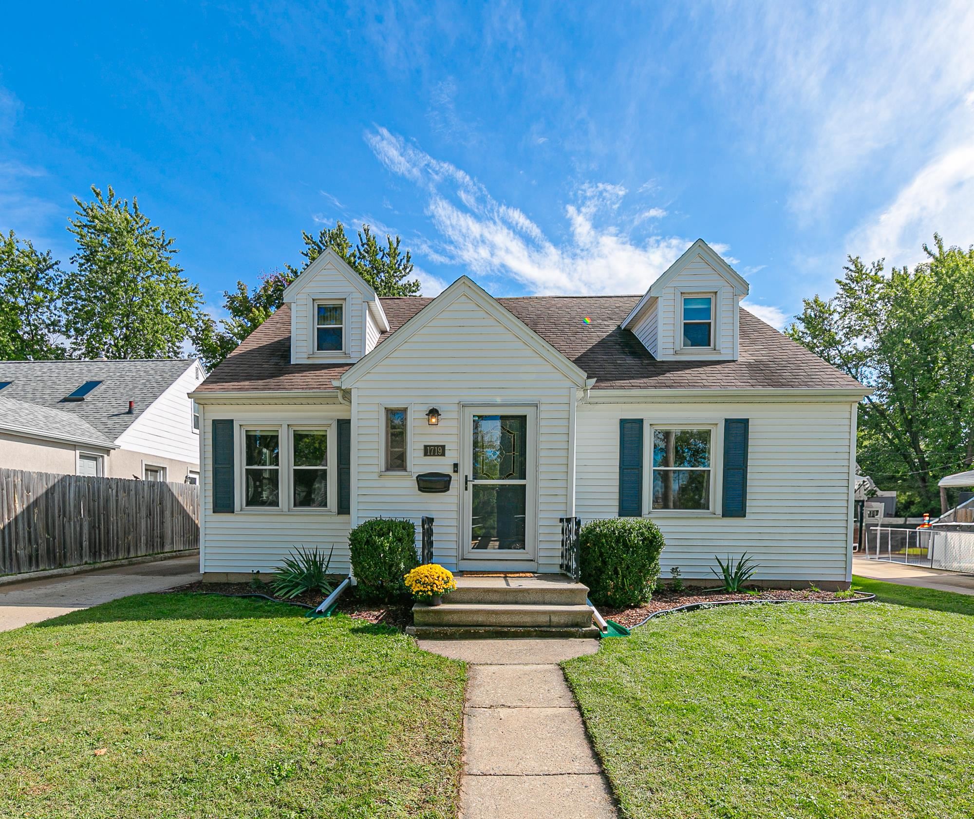 1719 West Reeve Street Appleton, WI 54914 - Photo 1 of 1 Gallery Image 1