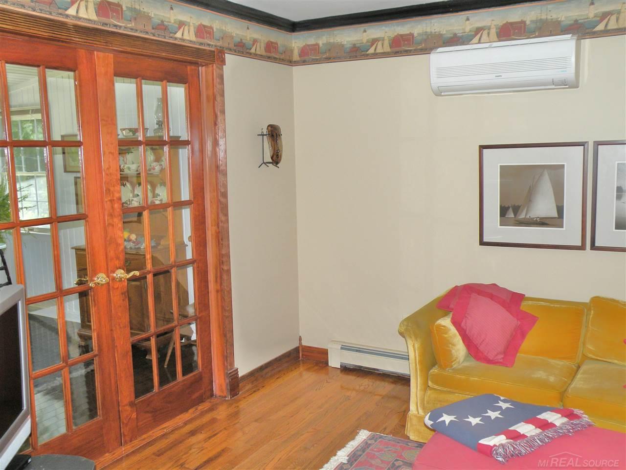 4677 Lakeshore Road Lexington, MI 48450 - Photo 22 of 54 31348490-21.JPG