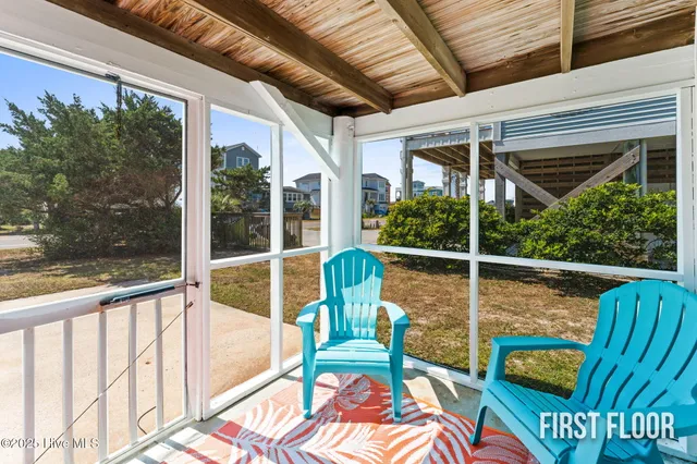 $925,000 | 5416 West Beach Drive, Oak Island, NC 28465