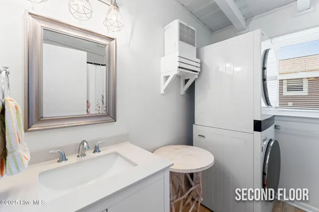 $925,000 | 5416 West Beach Drive, Oak Island, NC 28465