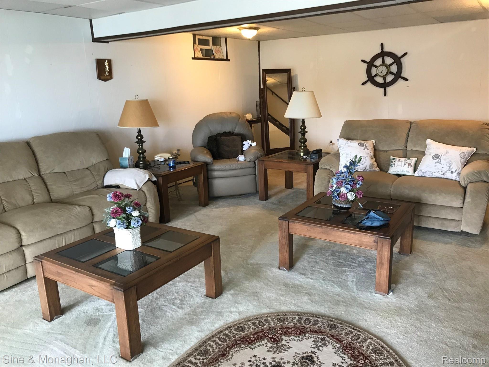 1447 River Road St. Clair, MI 48079 - Photo 13 of 64 13 FAMILY ROOM LL 1447 RIVER RD.JPG