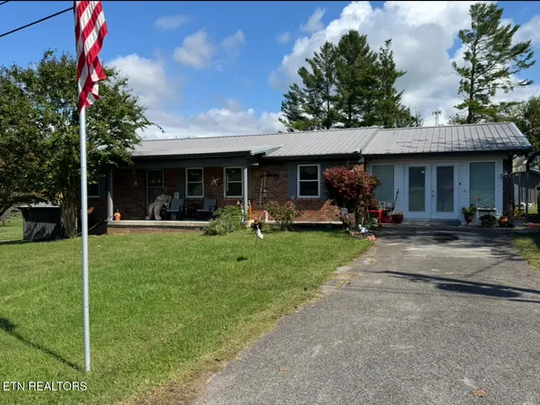 $225,000 | 243 Goat Town Road, Ewing, VA 24248