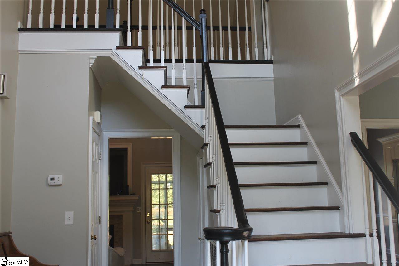 335 Camperdown Court Easley, SC 29642 - Photo 2 of 15 Gallery Image 2