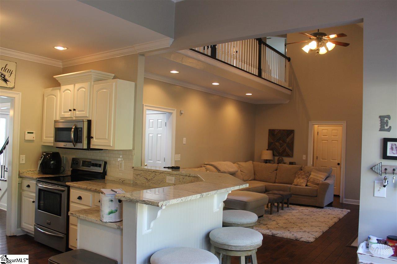 335 Camperdown Court Easley, SC 29642 - Photo 4 of 15 Gallery Image 4