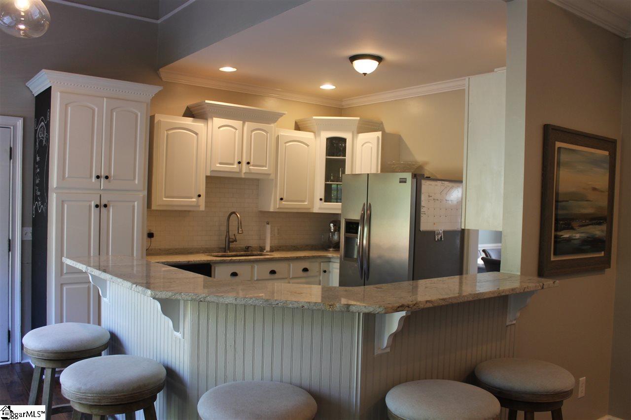 335 Camperdown Court Easley, SC 29642 - Photo 5 of 15 Gallery Image 5