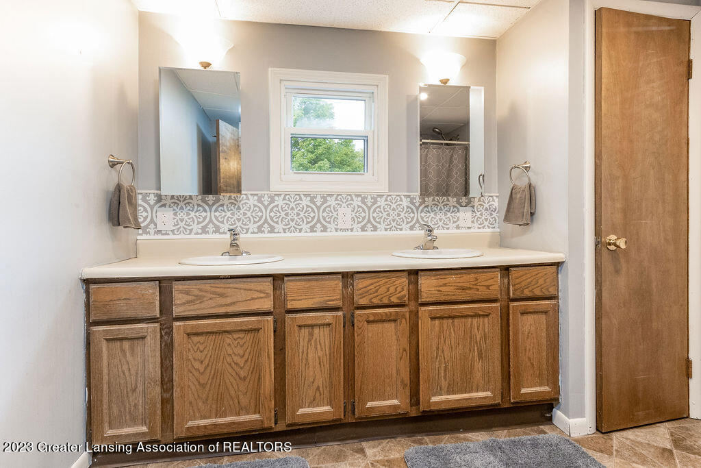 445 North Stine Road Charlotte, MI 48813 - Photo 31 of 63 Final-37