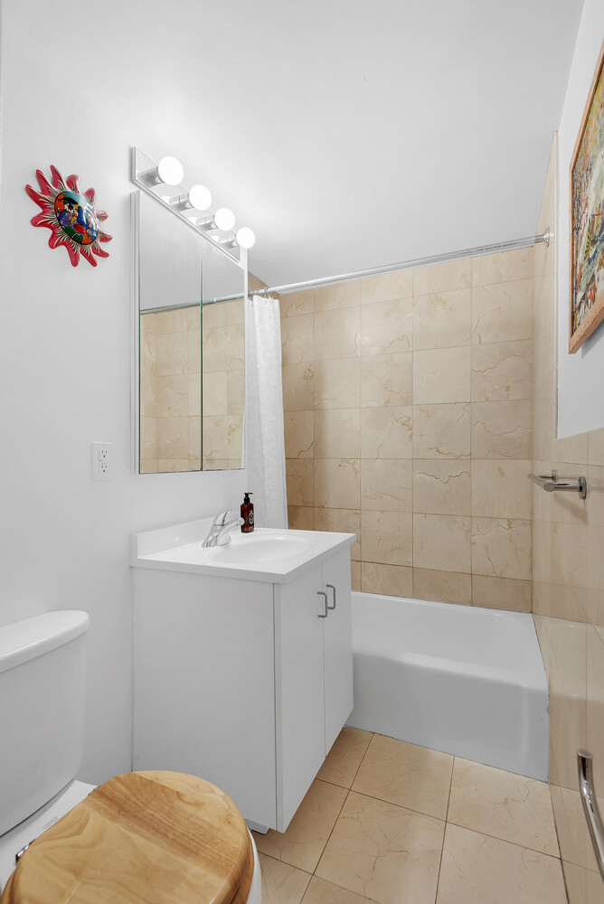 304 West 88th Street, Unit 1D Manhattan, NY 10024 - Photo 6 of 11