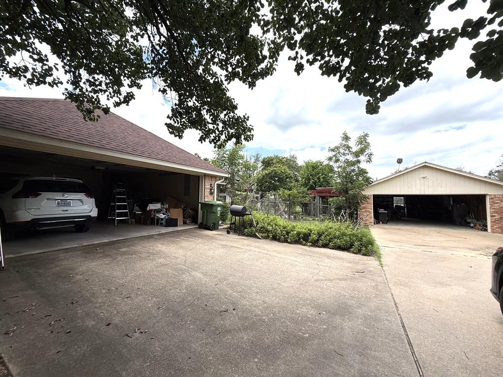 107 Ridge Court Glen Rose, TX 76043 - Photo 33 of 34