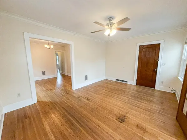 $1,600 | 12 Boardman Street, Rochester, NY 14607