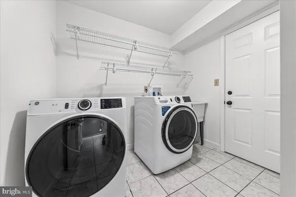 $2,800 | 319 Nicholas Court, Newark, DE 19711