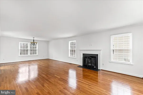 $2,800 | 319 Nicholas Court, Newark, DE 19711