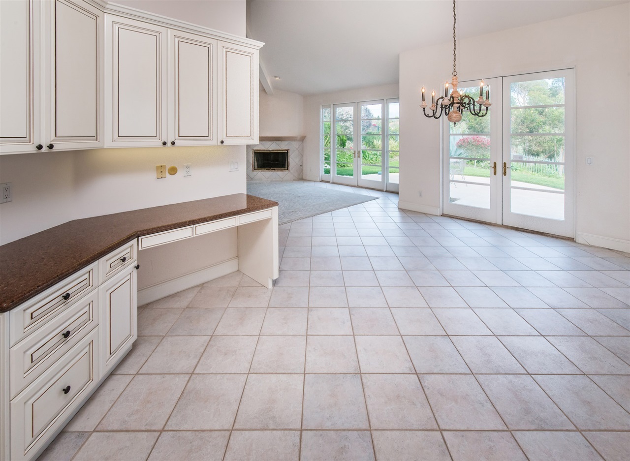 7180 Aviara Drive Carlsbad, CA 92011 - Photo 12 of 23