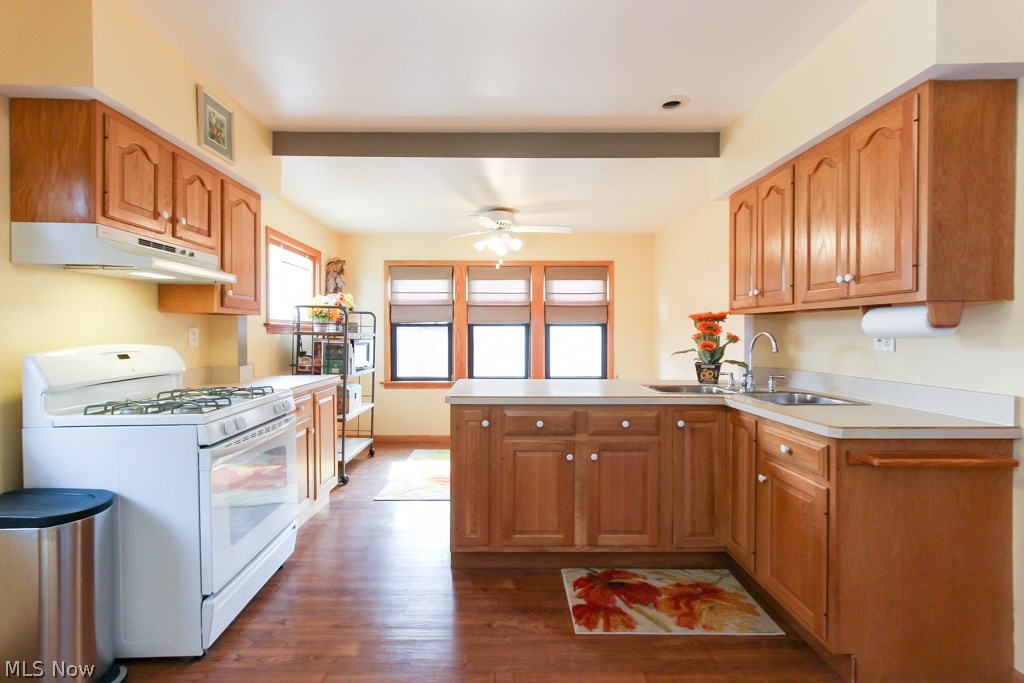 4675 Hilland Road Cleveland, OH 44109 - Photo 6 of 35 Gallery Image 6