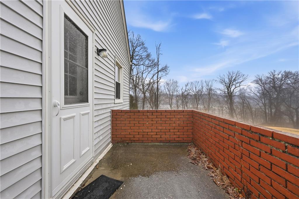264 Coraopolis Road Coraopolis, PA 15108 - Photo 35 of 38 Gallery Image 35