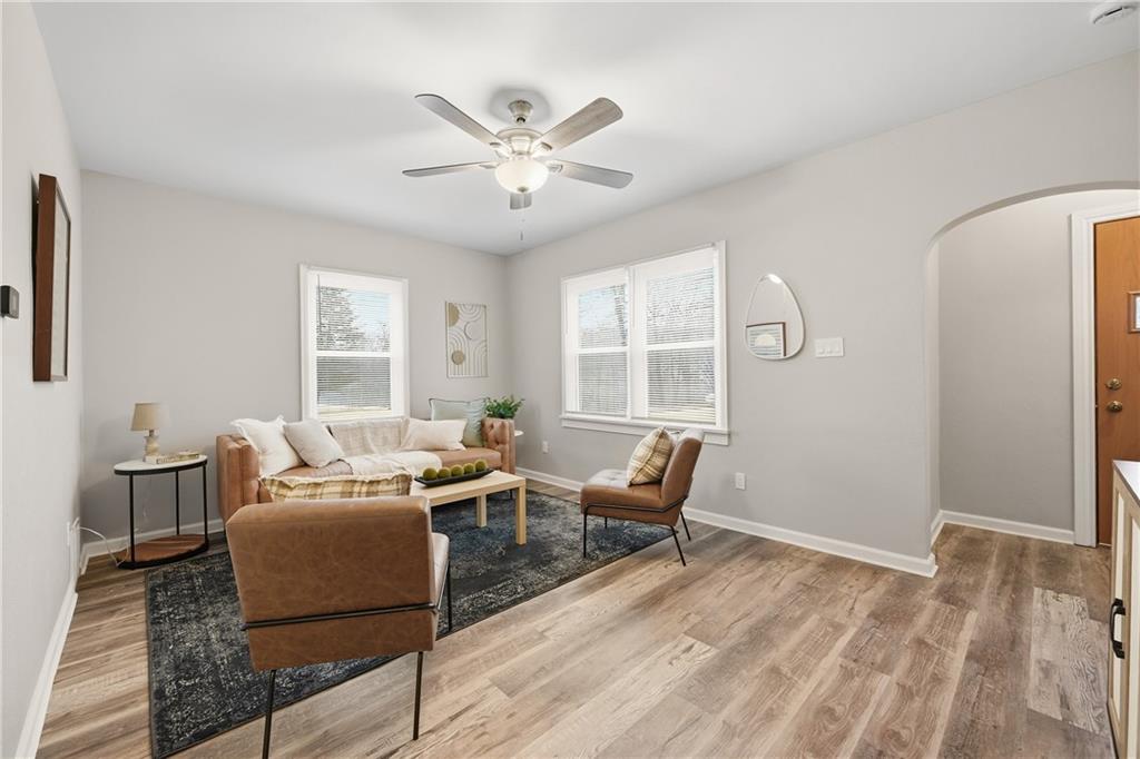 264 Coraopolis Road Coraopolis, PA 15108 - Photo 6 of 38 Gallery Image 6