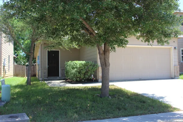 $262,500 | 482 Walnut Crest, Selma, TX 78154