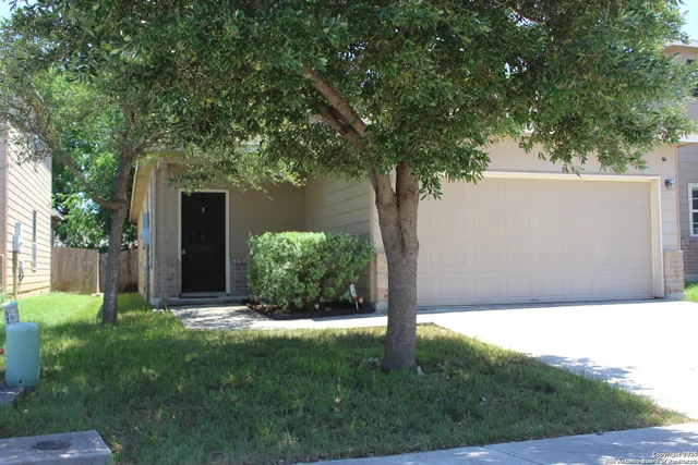 $267,500 | 482 Walnut Crest, Selma, TX 78154
