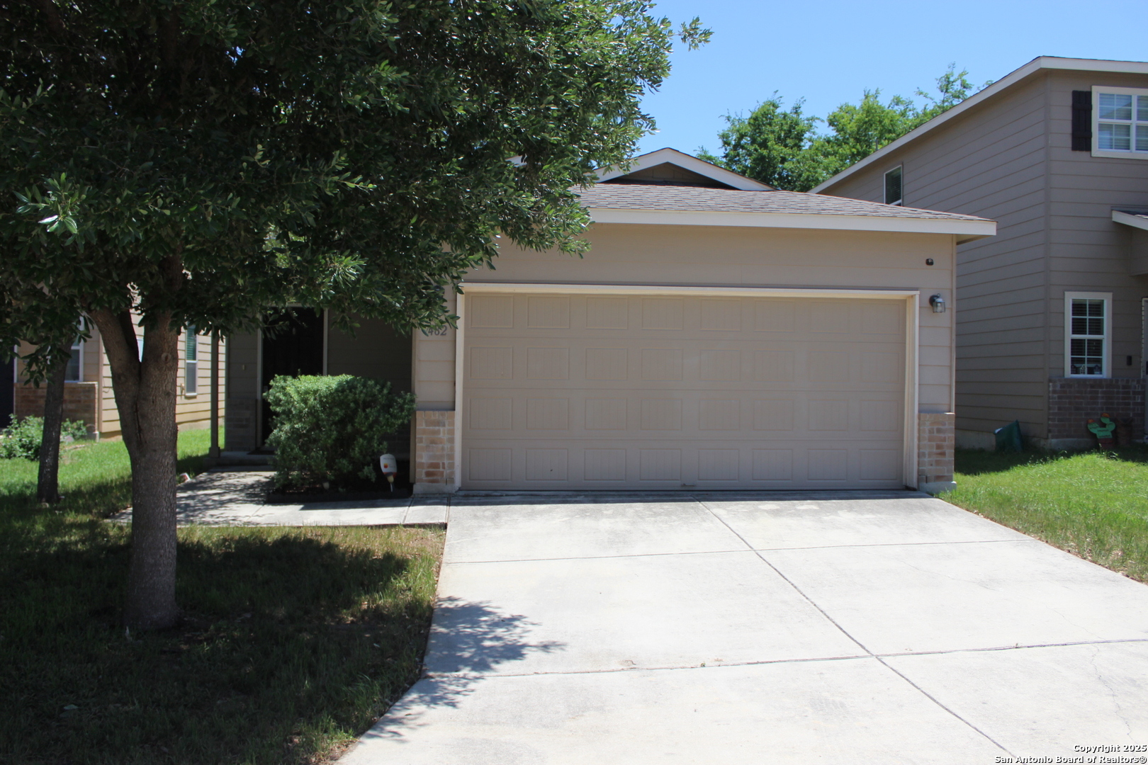 482 Walnut Crest Selma, TX 78154 - Photo 2 of 19