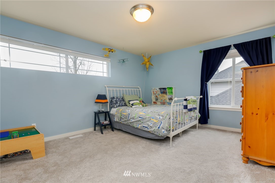 21917 41st Avenue Southeast Bothell, WA 98021 - Photo 19 of 25