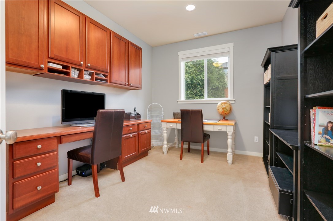 21917 41st Avenue Southeast Bothell, WA 98021 - Photo 20 of 25