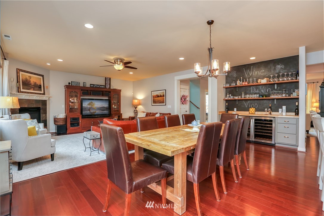 21917 41st Avenue Southeast Bothell, WA 98021 - Photo 8 of 25