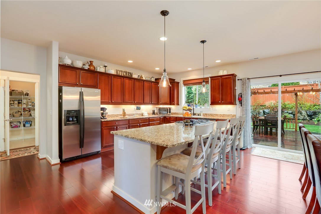 21917 41st Avenue Southeast Bothell, WA 98021 - Photo 9 of 25