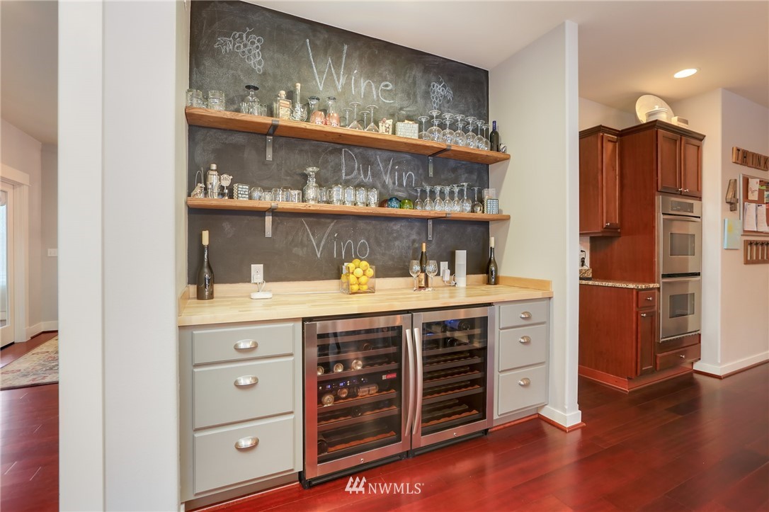 21917 41st Avenue Southeast Bothell, WA 98021 - Photo 10 of 25