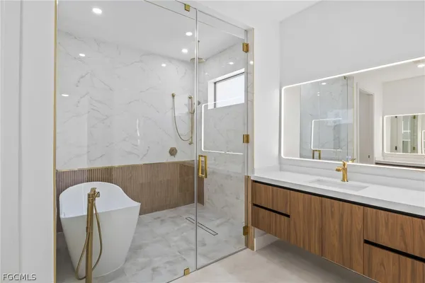 a view of outdoor space and city view