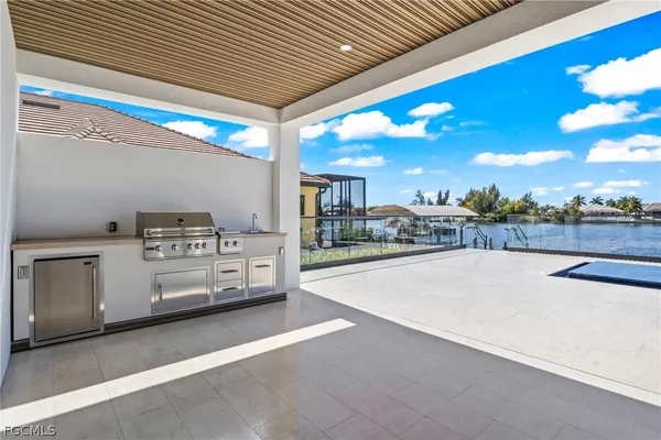 $2,394,000 | 432 Burnt Store Road, Cape Coral, FL 33991