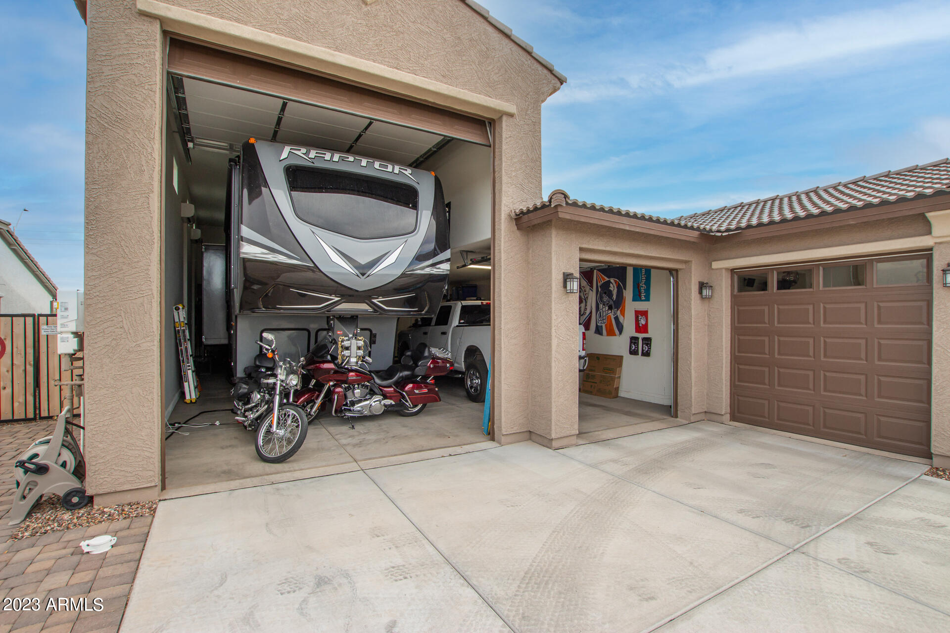 14363 West Boca Raton Road Surprise, AZ 85379 - Photo 5 of 51 0046-46 - Boca Raton