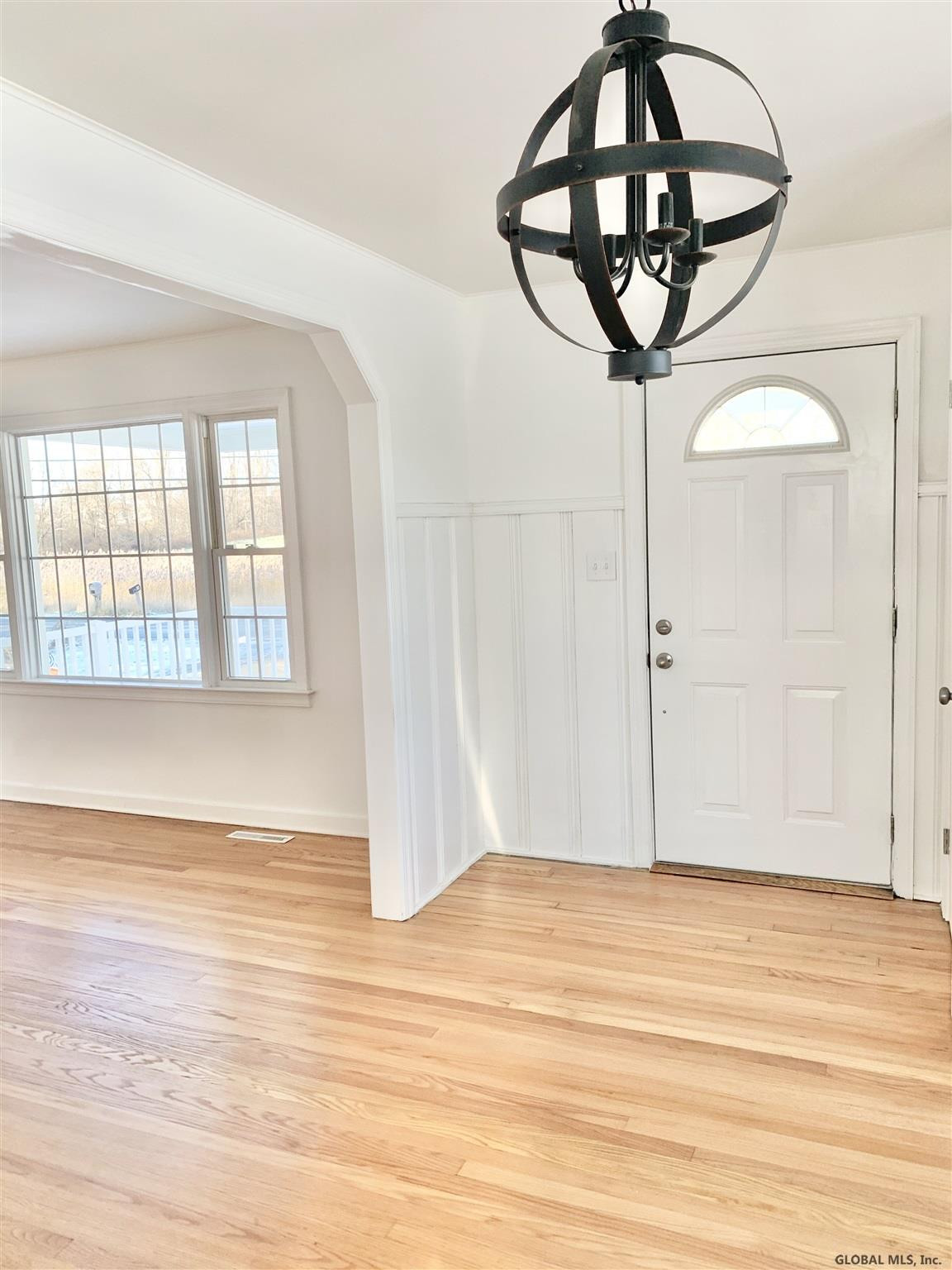79 Fonda Road Cohoes, NY 12047 - Photo 6 of 70 Photo 6