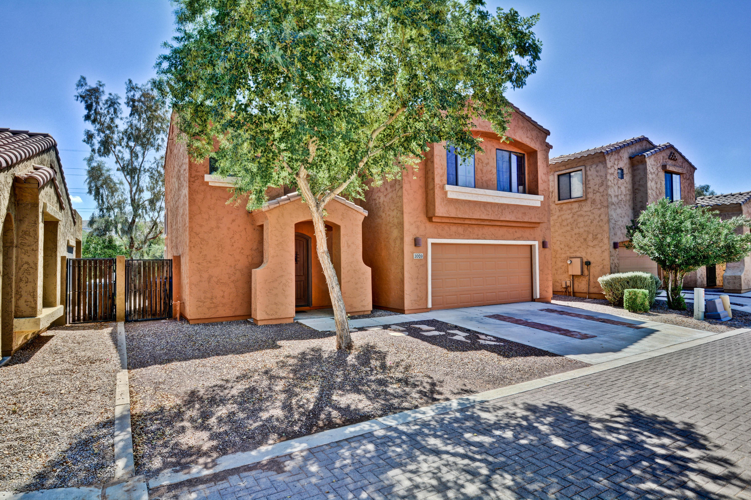 3009 East Fremont Road Phoenix, AZ 85042 - Photo 2 of 62 Fremont (2)