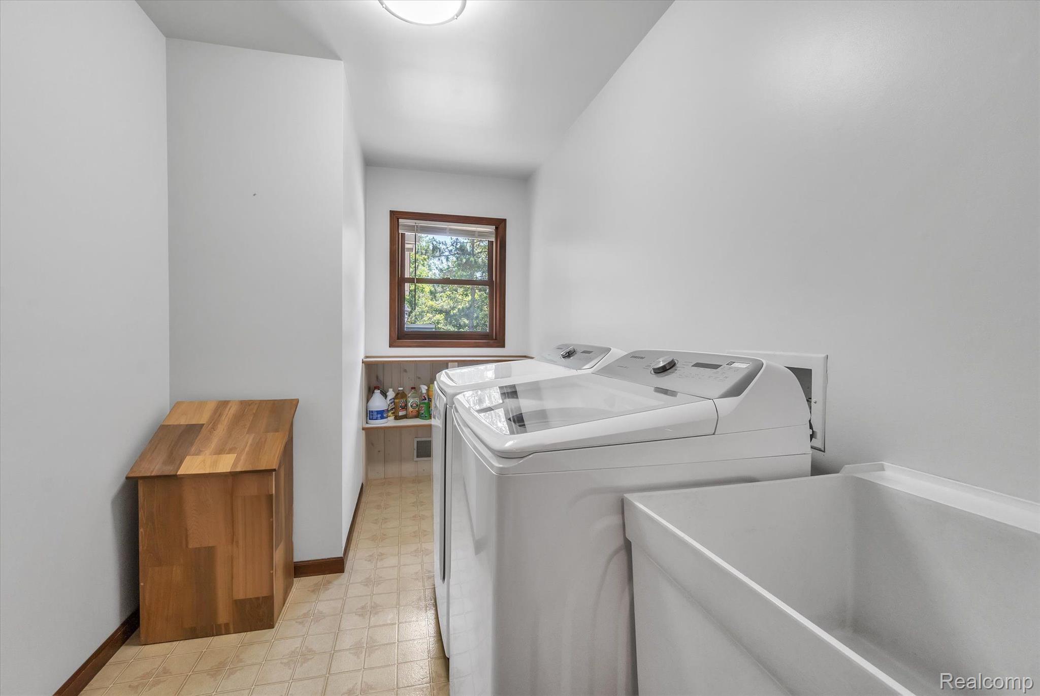 4601 Crawford Road Dryden, MI 48428 - Photo 15 of 45 Gallery Image 15