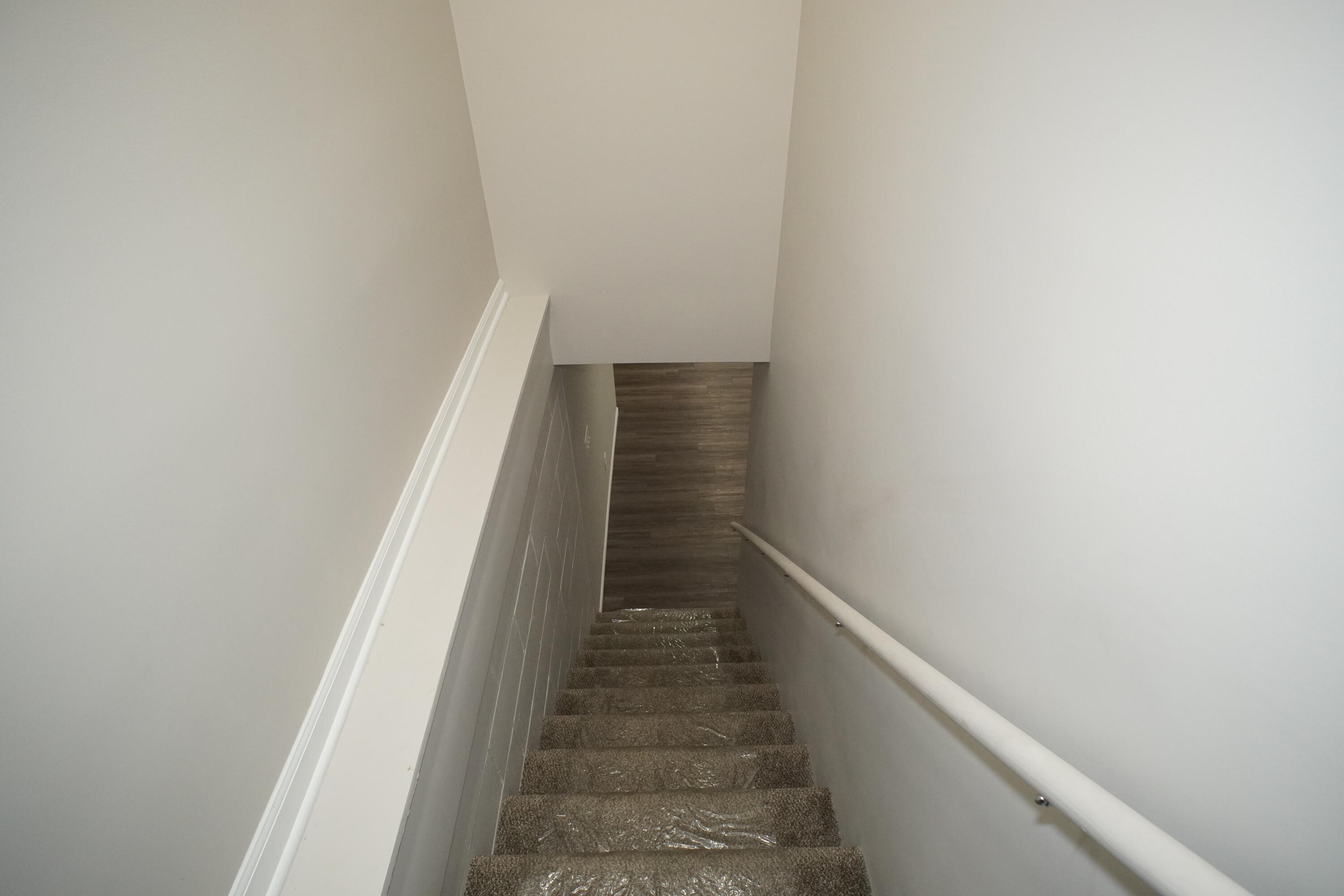 6092 Cleveland Street Merrillville, IN 46410 - Photo 20 of 32 a view of entryway
