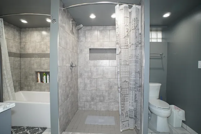 $3,000 | 6092 Cleveland Street, Merrillville, IN 46410