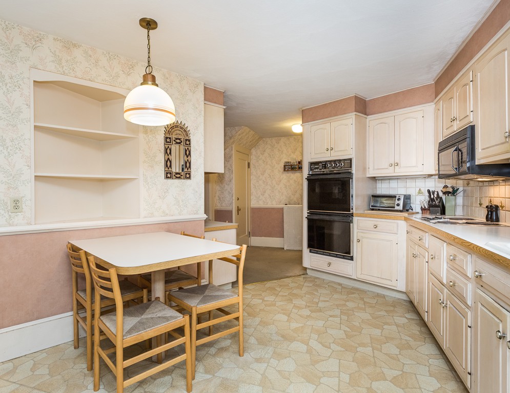 274 Washington Boulevard Springfield, MA 01108 - Photo 15 of 29 Gallery Image 15