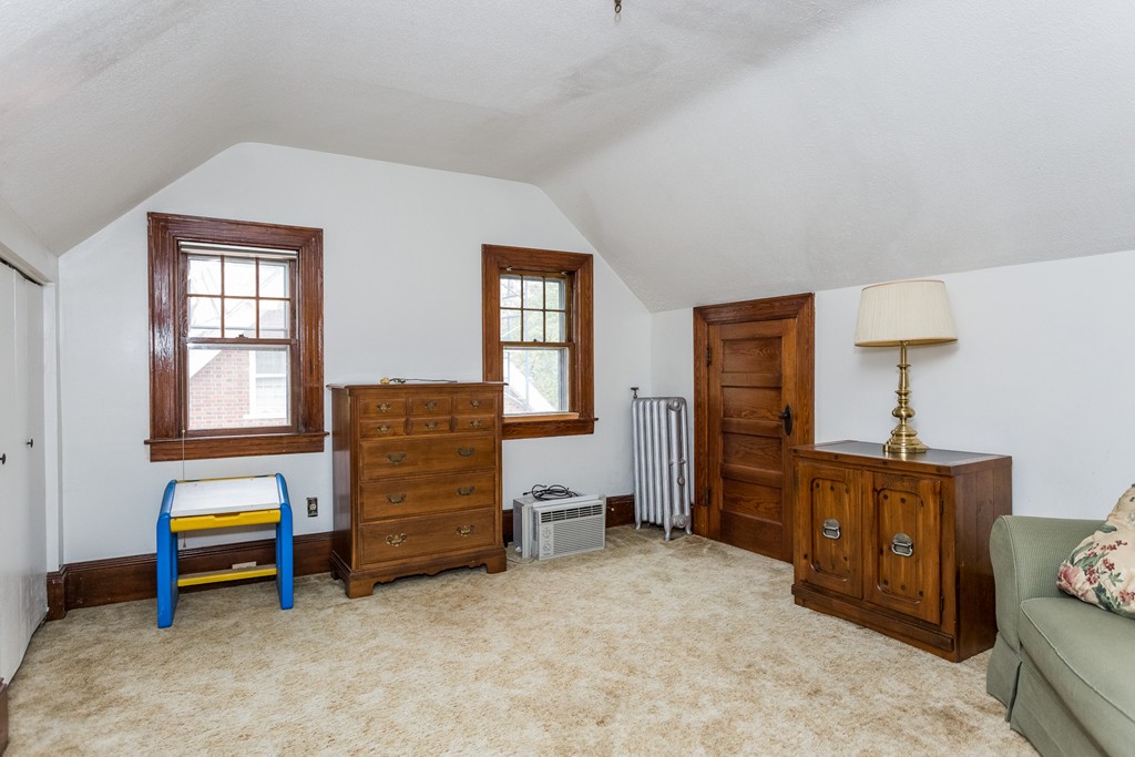 274 Washington Boulevard Springfield, MA 01108 - Photo 27 of 29 Gallery Image 27