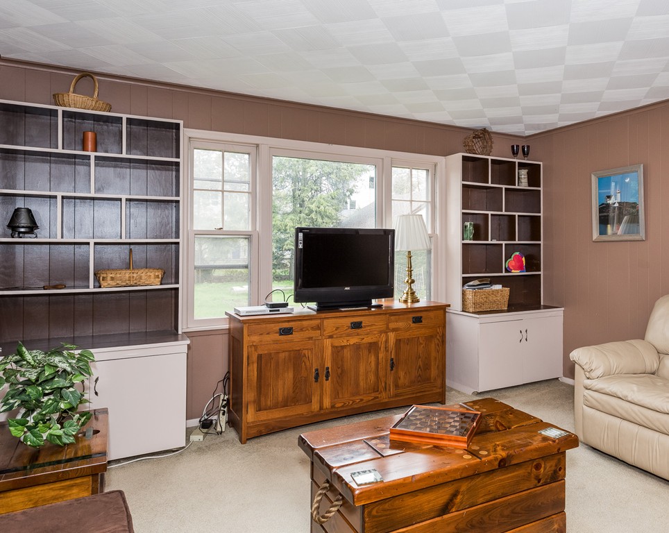 274 Washington Boulevard Springfield, MA 01108 - Photo 10 of 29 Gallery Image 10