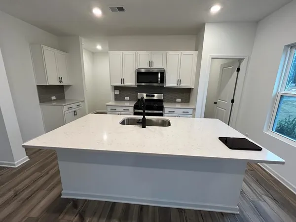 $369,000 | 2318 Hedgeview Road, Conyers, GA 30094
