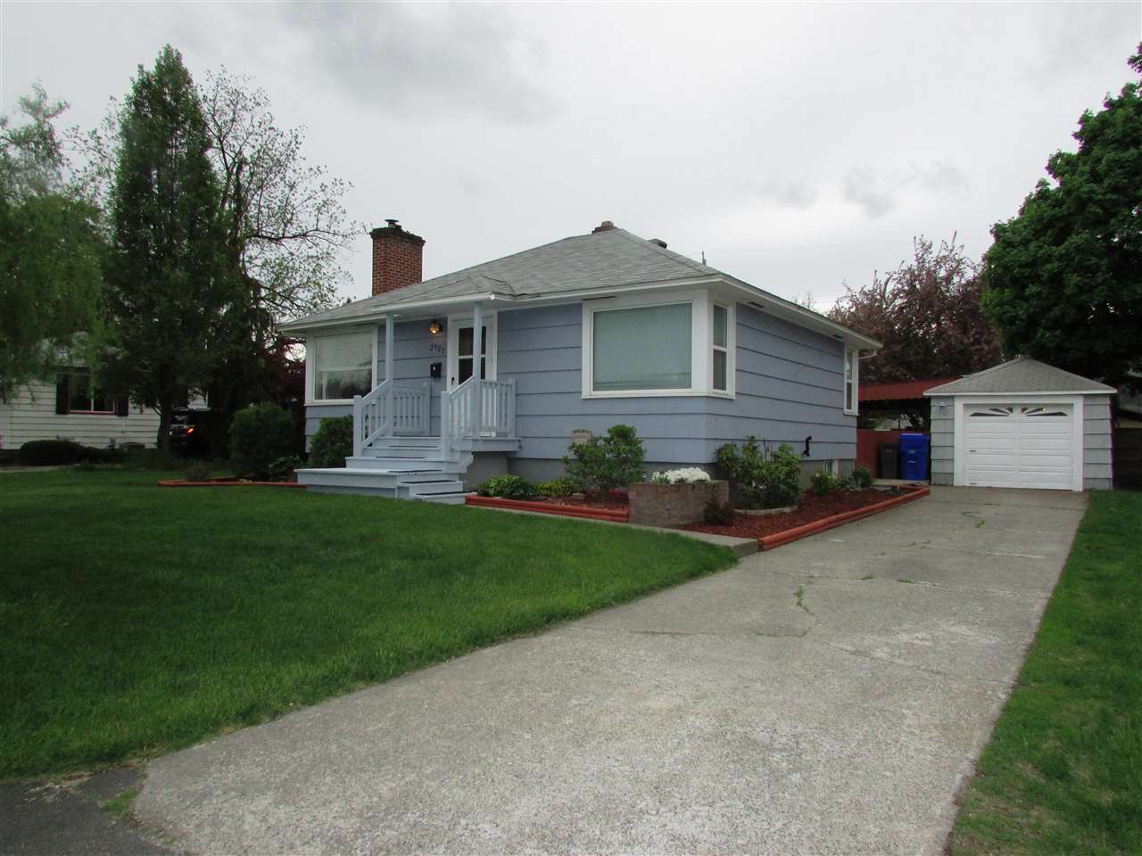 2921 North Willow Road Spokane, WA 99206 - Photo 1 of 19