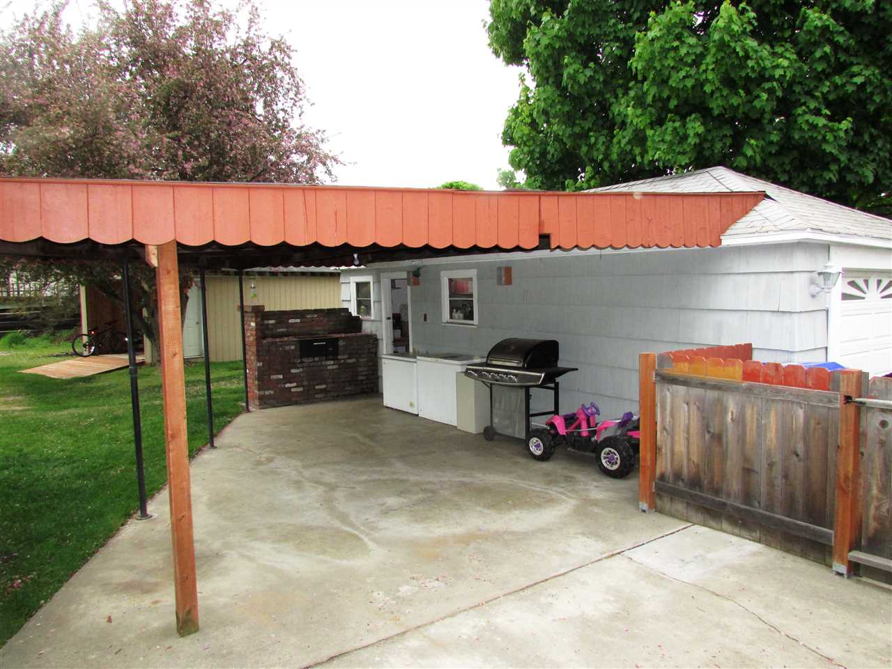 2921 North Willow Road Spokane, WA 99206 - Photo 17 of 19
